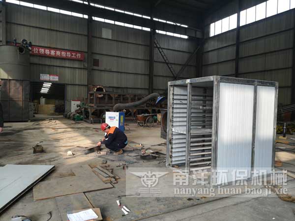 小型電熱式烘箱製造現場