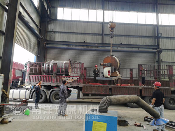 煤粉燃燒爐裝車