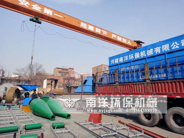 除塵器吊（diào）裝現場