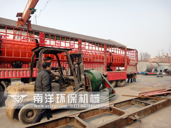 吊裝引風機設備